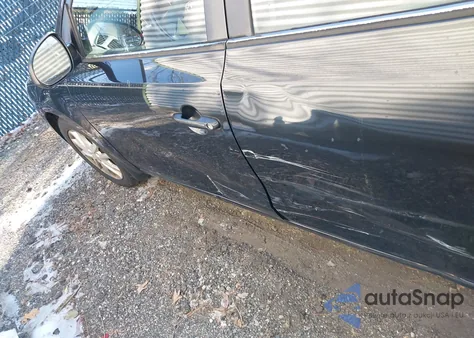 2009 Hyundai Elantra Touring из США, поврежденный, VIN KMHDC86E19U038848